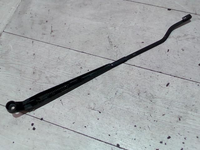 bontott SUZUKI IGNIS II Jobb első Ablaktörlő Kar