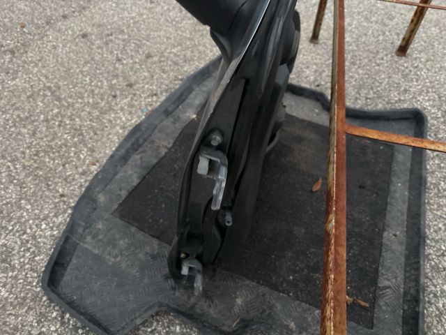 bontott SUZUKI IGNIS II Jobb első Ajtó (Részeivel)