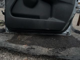 bontott SUZUKI IGNIS II Jobb első Ajtó (Részeivel)