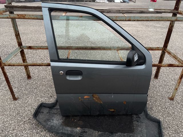 bontott SUZUKI IGNIS II Jobb első Ajtó (Részeivel)