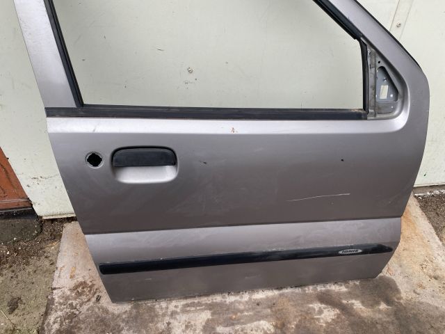 bontott SUZUKI IGNIS II Jobb első Ajtó (Üres lemez)