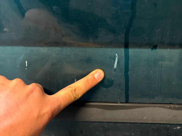 bontott SUZUKI IGNIS II Jobb első Ajtó (Üres lemez)