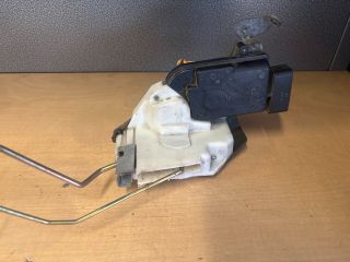 bontott SUZUKI IGNIS II Jobb első Ajtózár