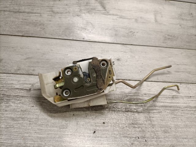 bontott SUZUKI IGNIS II Jobb első Ajtózár