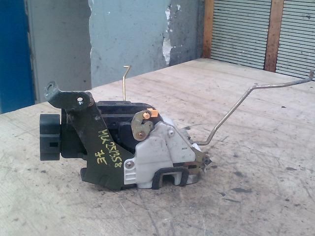 bontott SUZUKI IGNIS II Jobb első Ajtózár