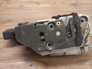 bontott SUZUKI IGNIS II Jobb első Ajtózár