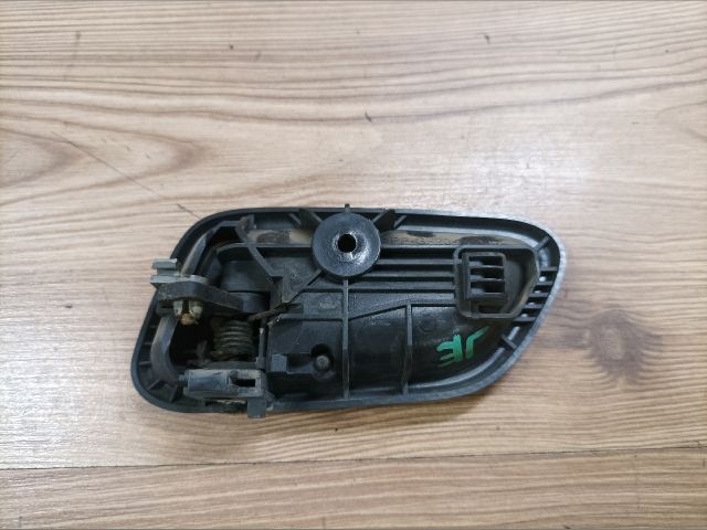 bontott SUZUKI IGNIS II Jobb első Belső Kilincs