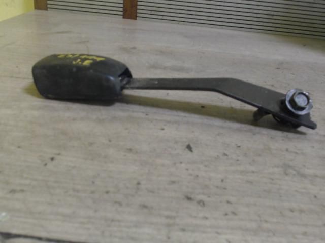 bontott SUZUKI IGNIS II Jobb első Biztonsági Öv Csat