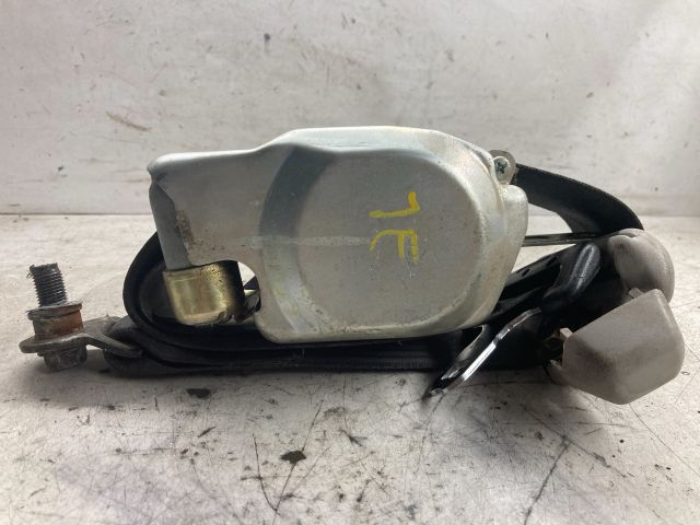 bontott SUZUKI IGNIS II Jobb első Biztonsági Öv