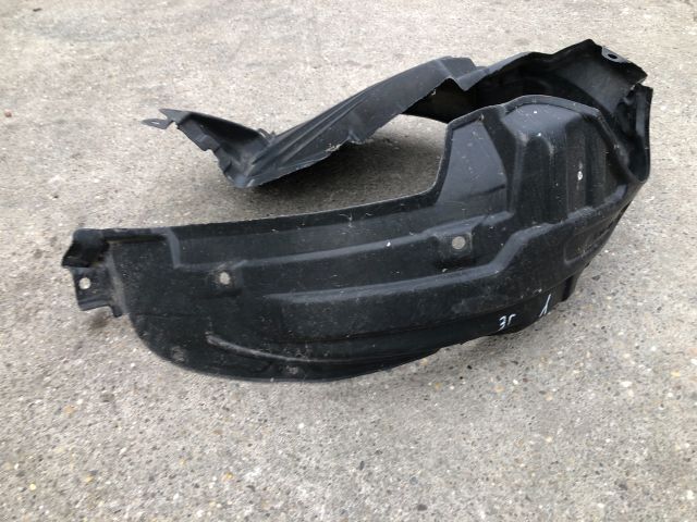 bontott SUZUKI IGNIS II Jobb első Dobbetét (Kerékjárati, Műanyag)