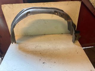 bontott SUZUKI IGNIS II Jobb első Dobbetét (Kerékjárati, Műanyag)