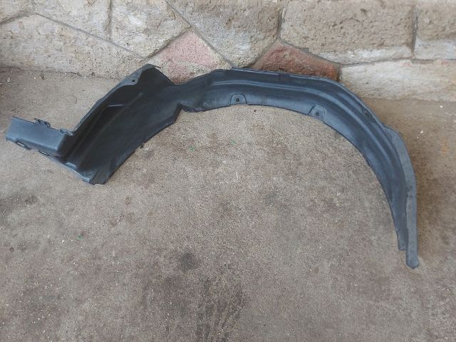 bontott SUZUKI IGNIS II Jobb első Dobbetét (Kerékjárati, Műanyag)