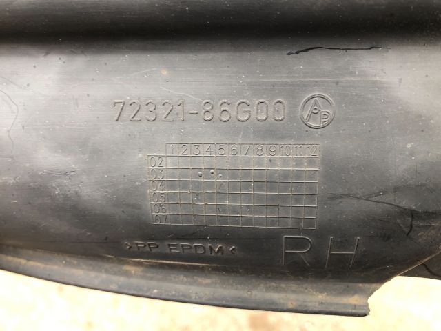 bontott SUZUKI IGNIS II Jobb első Dobbetét (Kerékjárati, Műanyag)