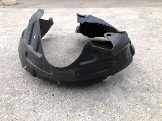 bontott SUZUKI IGNIS II Jobb első Dobbetét (Kerékjárati, Műanyag)