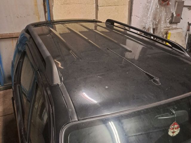 bontott SUZUKI IGNIS II Jobb első Dobbetét (Kerékjárati, Műanyag)