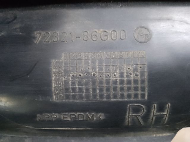 bontott SUZUKI IGNIS II Jobb első Dobbetét (Kerékjárati, Műanyag)