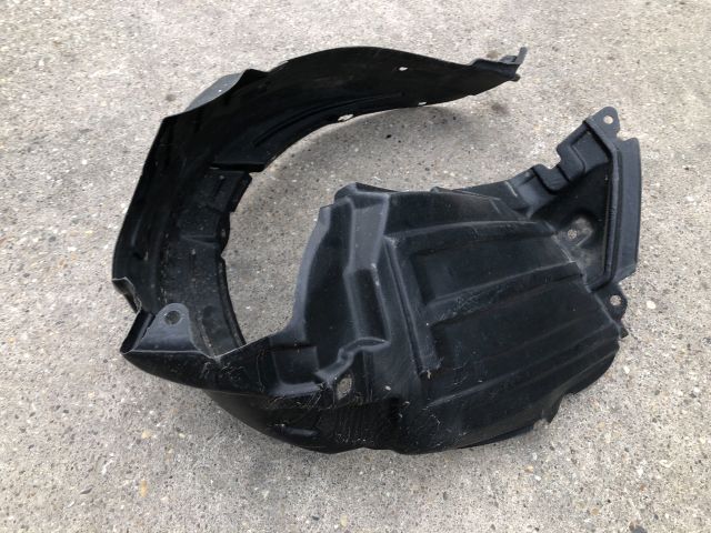 bontott SUZUKI IGNIS II Jobb első Dobbetét (Kerékjárati, Műanyag)