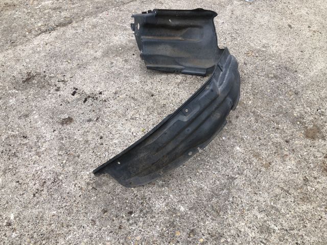 bontott SUZUKI IGNIS II Jobb első Dobbetét (Kerékjárati, Műanyag)