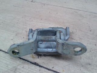 bontott SUZUKI IGNIS II Jobb első Felső Zsanér