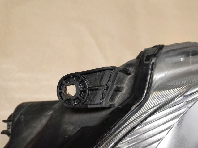 bontott SUZUKI IGNIS II Jobb első Lámpabúra