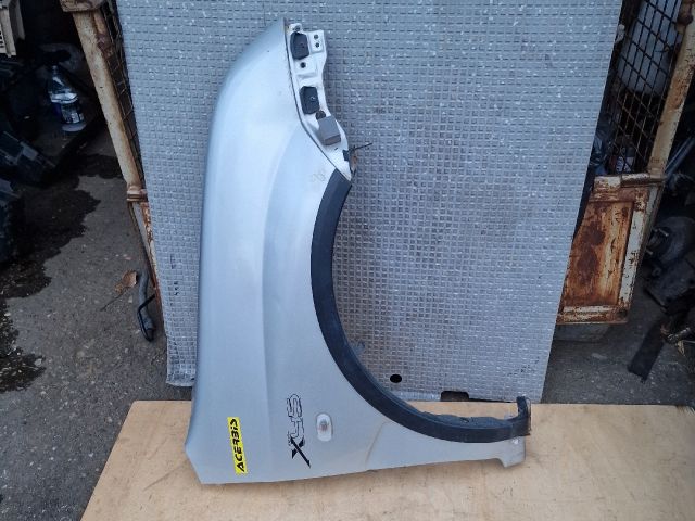 bontott SUZUKI IGNIS II Jobb első Sárvédő