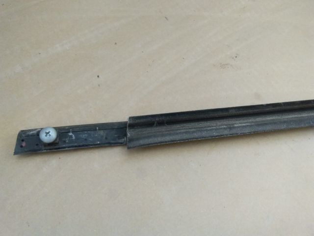 bontott SUZUKI IGNIS II Jobb első Vízlehúzó Gumicsík