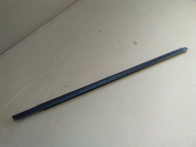 bontott SUZUKI IGNIS II Jobb első Vízlehúzó Gumicsík