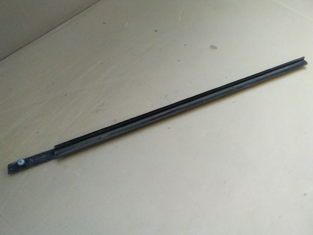 bontott SUZUKI IGNIS II Jobb első Vízlehúzó Gumicsík