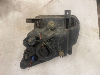 bontott SUZUKI IGNIS II Jobb Fényszóró