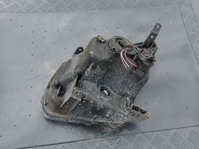 bontott SUZUKI IGNIS II Jobb Fényszóró