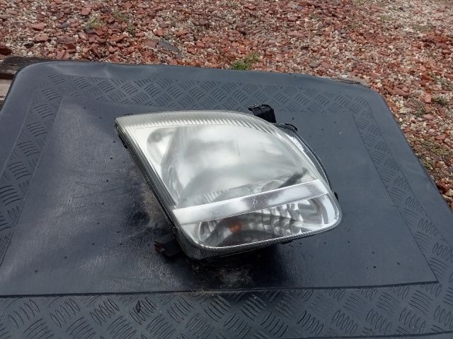 bontott SUZUKI IGNIS II Jobb Fényszóró