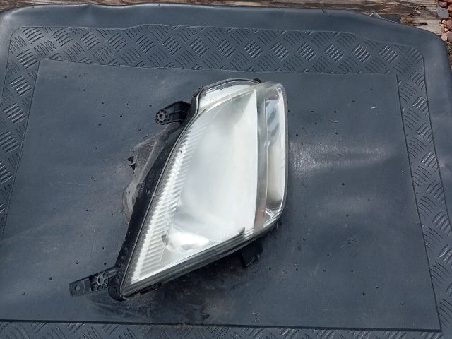 bontott SUZUKI IGNIS II Jobb Fényszóró