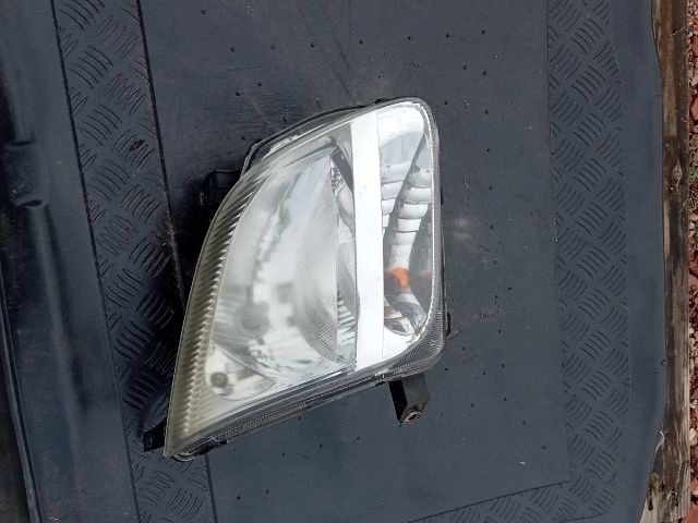 bontott SUZUKI IGNIS II Jobb Fényszóró