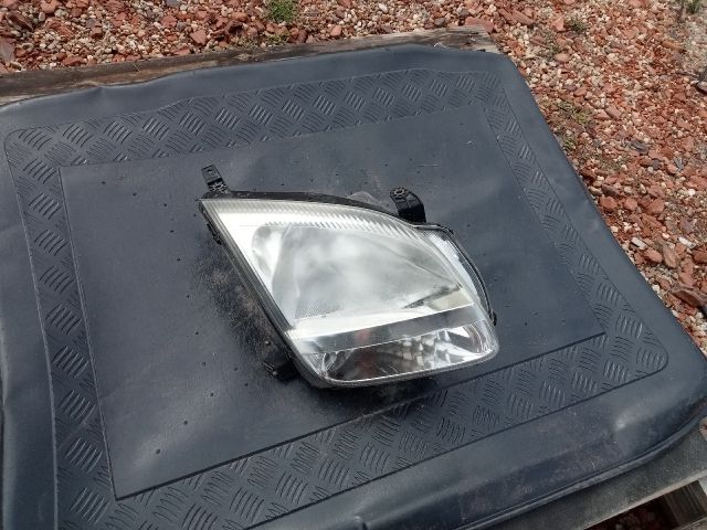 bontott SUZUKI IGNIS II Jobb Fényszóró