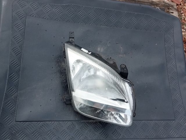 bontott SUZUKI IGNIS II Jobb Fényszóró