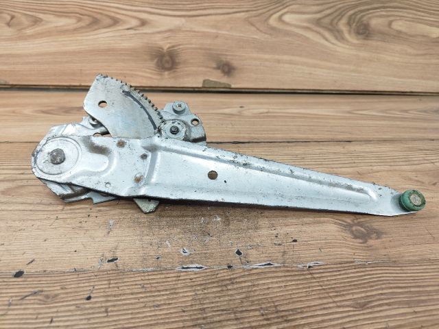 bontott SUZUKI IGNIS II Jobb hátsó Ablakemelő Szerkezet (Mechanikus)