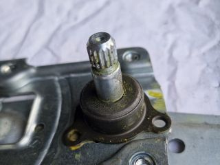 bontott SUZUKI IGNIS II Jobb hátsó Ablakemelő Szerkezet (Mechanikus)