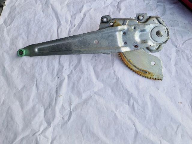 bontott SUZUKI IGNIS II Jobb hátsó Ablakemelő Szerkezet (Mechanikus)