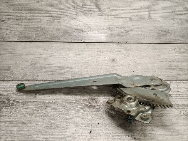 bontott SUZUKI IGNIS II Jobb hátsó Ablakemelő Szerkezet (Mechanikus)