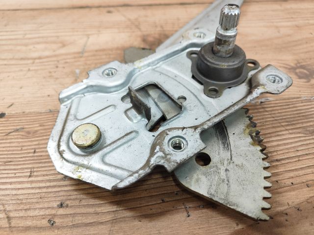 bontott SUZUKI IGNIS II Jobb hátsó Ablakemelő Szerkezet (Mechanikus)