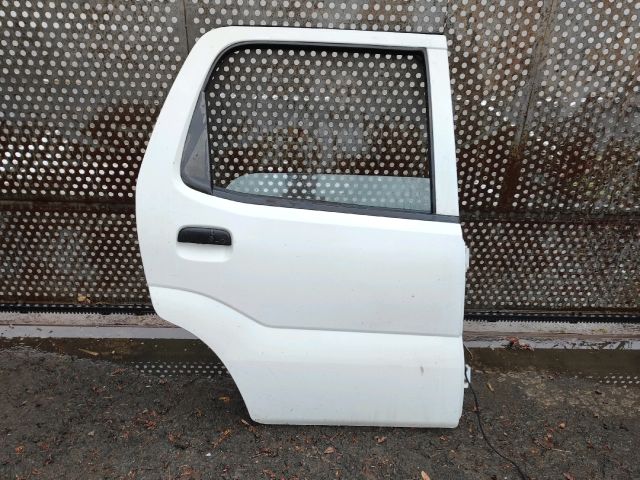 bontott SUZUKI IGNIS II Jobb hátsó Ajtó (Részeivel)