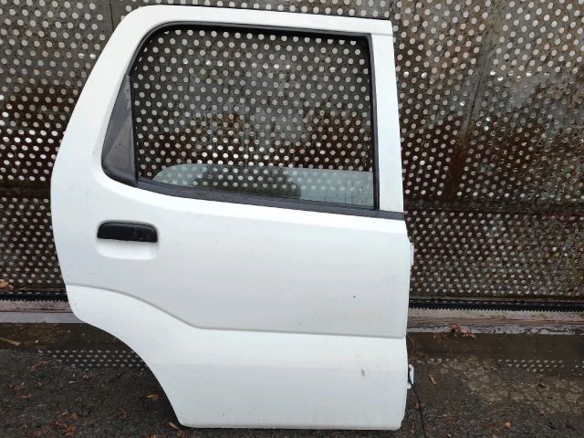 bontott SUZUKI IGNIS II Jobb hátsó Ajtó (Részeivel)