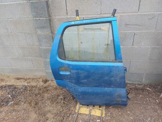 bontott SUZUKI IGNIS II Jobb hátsó Ajtó (Részeivel)