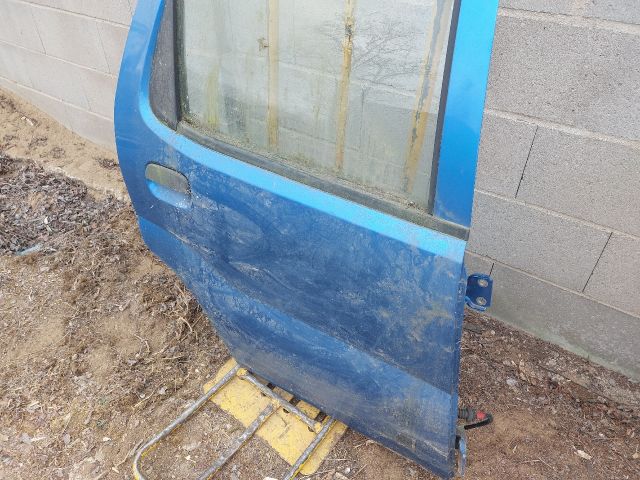 bontott SUZUKI IGNIS II Jobb hátsó Ajtó (Részeivel)