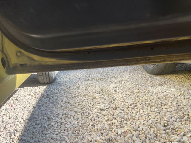 bontott SUZUKI IGNIS II Jobb hátsó Ajtó (Üres lemez)