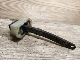 bontott SUZUKI IGNIS II Jobb hátsó Ajtóhatároló