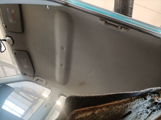 bontott SUZUKI IGNIS II Jobb hátsó Ajtóhatároló