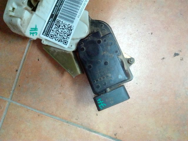 bontott SUZUKI IGNIS II Jobb hátsó Ajtózár Motor