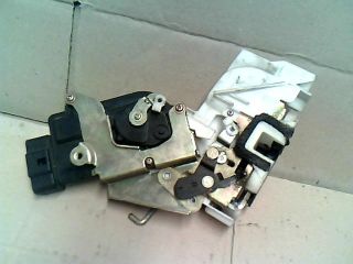 bontott SUZUKI IGNIS II Jobb hátsó Ajtózár Motor