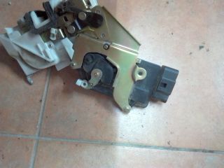 bontott SUZUKI IGNIS II Jobb hátsó Ajtózár Motor